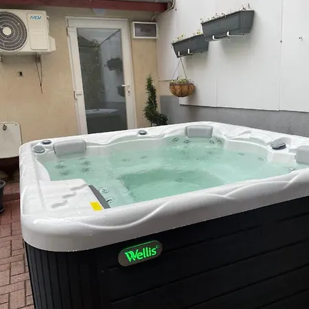 Nyíl Wellnes Apartamento Debrecen